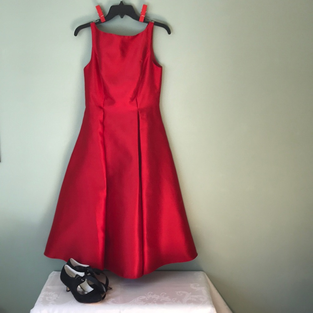 Authentic Adrianna Papell Mikado fit and flare midi dress. Size 4.
